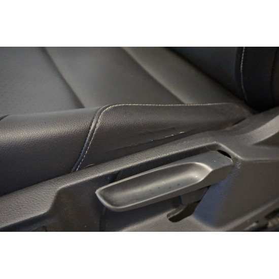 2017-2019 Volkswagen Alltrack Driver Seat 5GM881405AM 5GM881805AQ