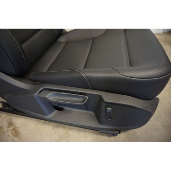 2017-2019 Volkswagen Alltrack Passenger Seat 5GM881406T
