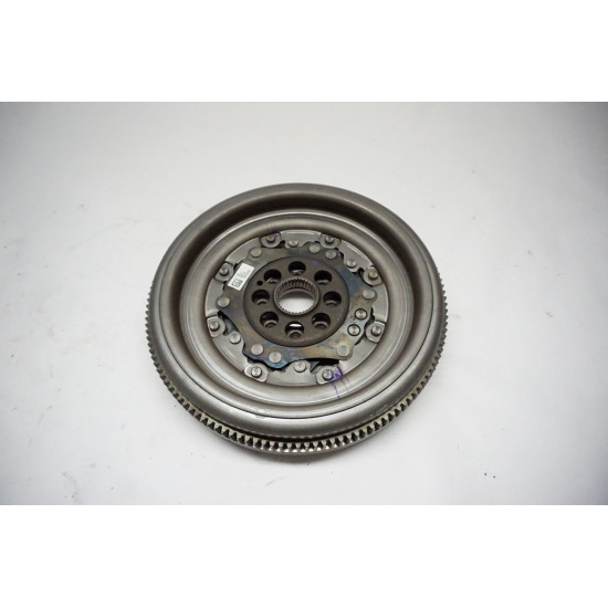 2017-2019 Volkswagen Alltrack Engine Flywheel 06K105266J 52K Miles