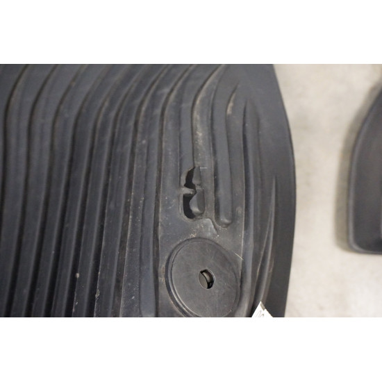 2009-2016 AUDI A4 All Weather Rubber Floor Mat Set 8K1061221