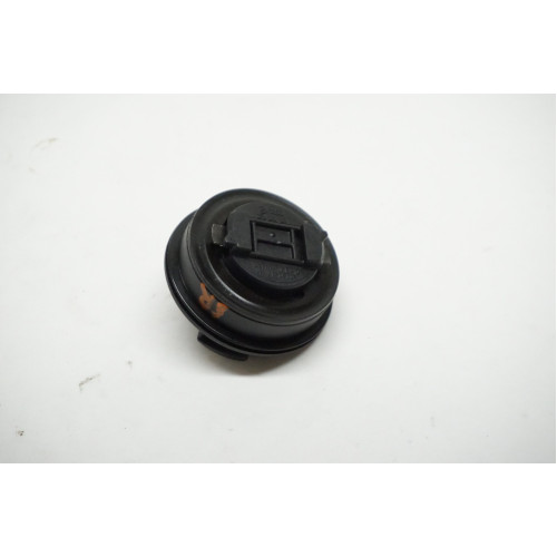 B7 Audi S4 V8 Engine Oil Cap 079103485