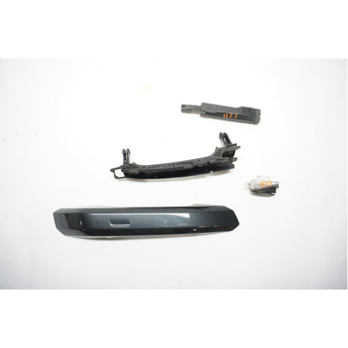 2017-2024 Audi A4 Passenger Door Handle 8W0837240