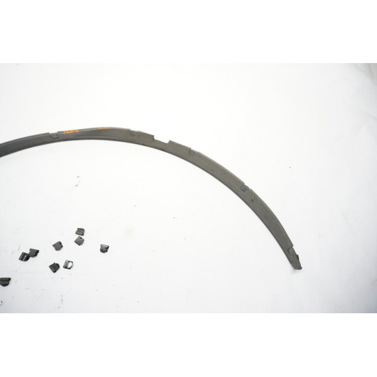 2014-2017 Audi SQ5 - Driver Side Left Fender Flare / Clips 8R0853717