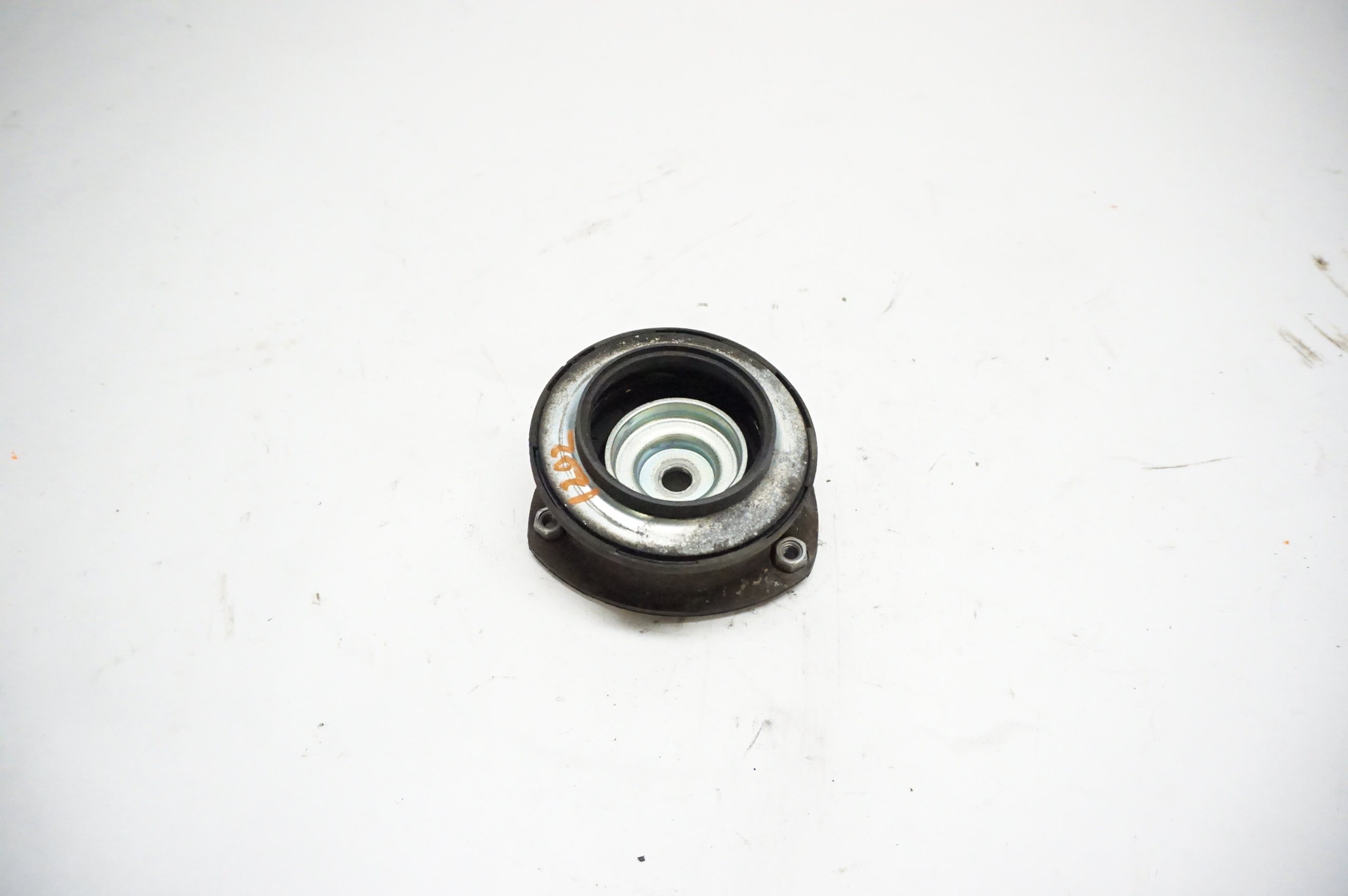 2022-2024 Volkswagen Taos - Front Shock Mount 5QM412331A