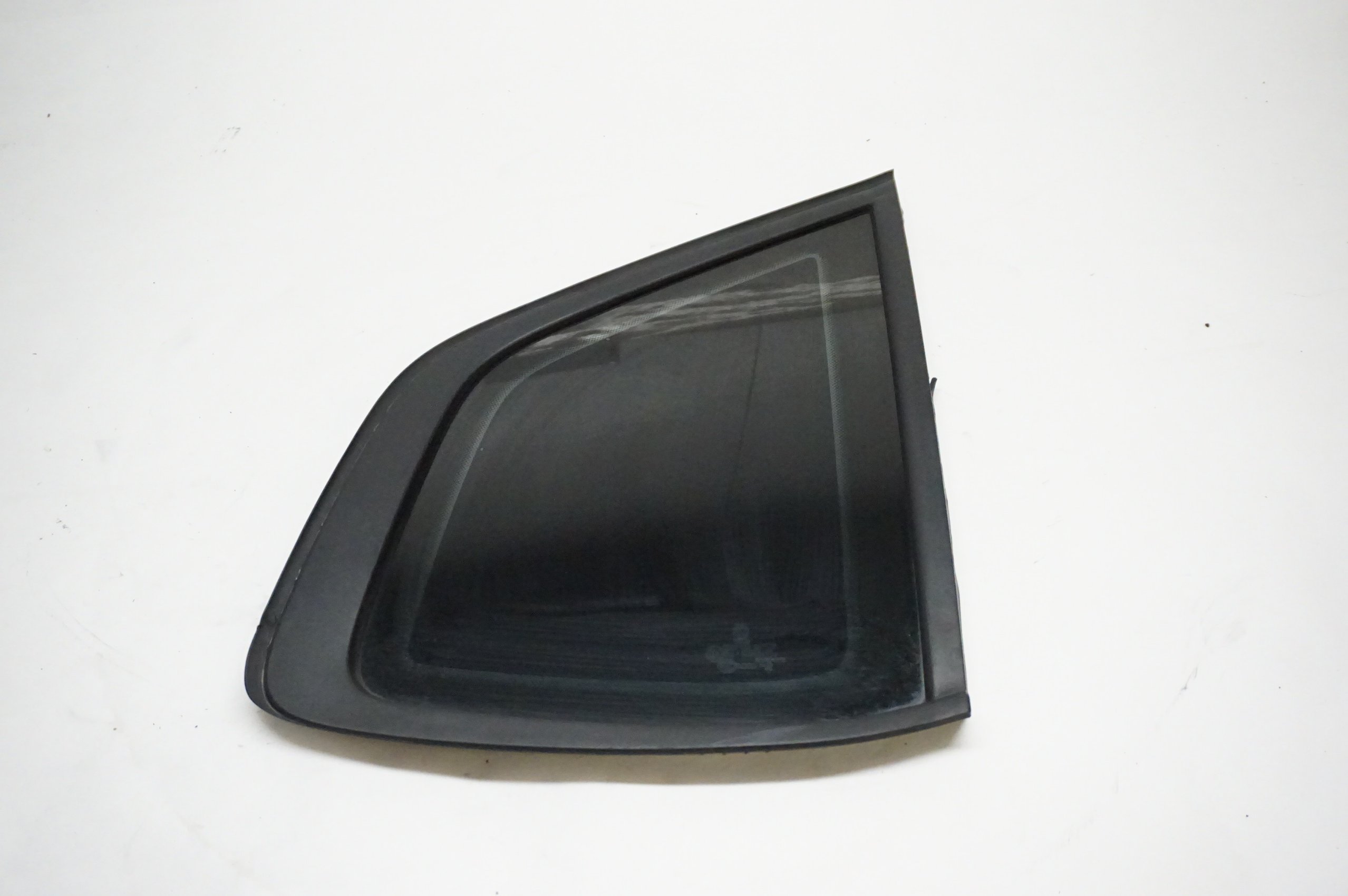 2022-2024 Volkswagen Taos Passenger Rear Quarter Window Glass 2GJ845042D