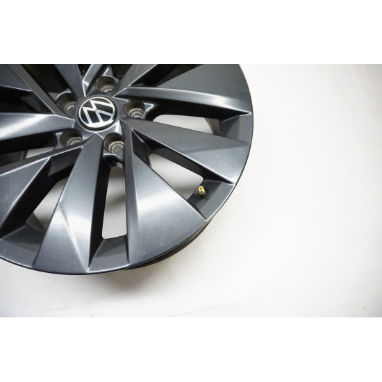 2022-2024 Volkswagen Taos 17