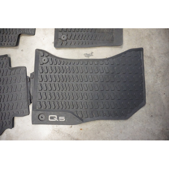 2018 Audi Q5 Floor Mat Set  80B061221B