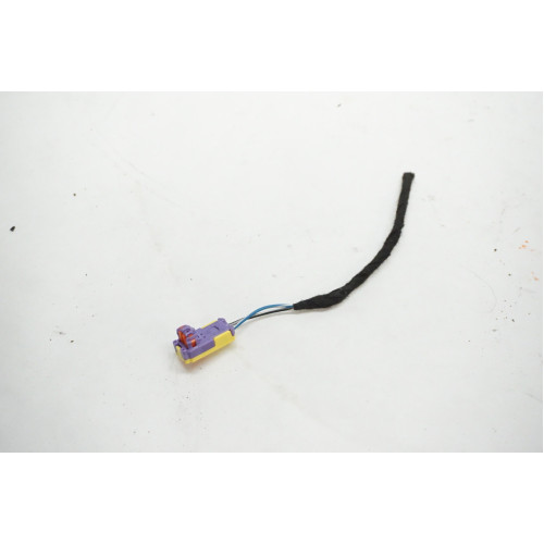  AUDI Volkswagen Pig Tail Plug Seat Belt Connector 8T0972571B