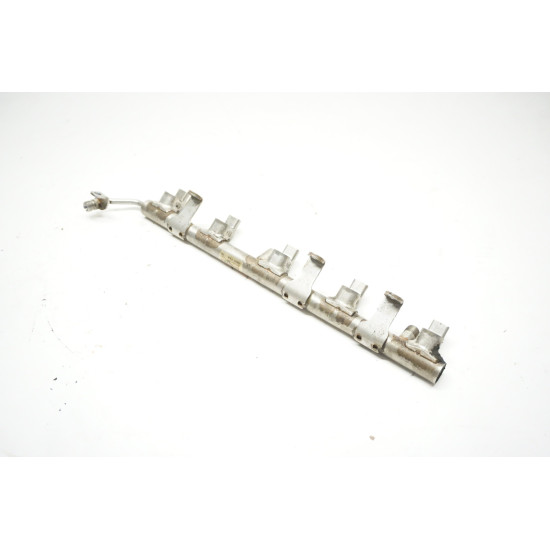 C6 Audi S6 V10 Fuel Injector Rail Left 07L133315A